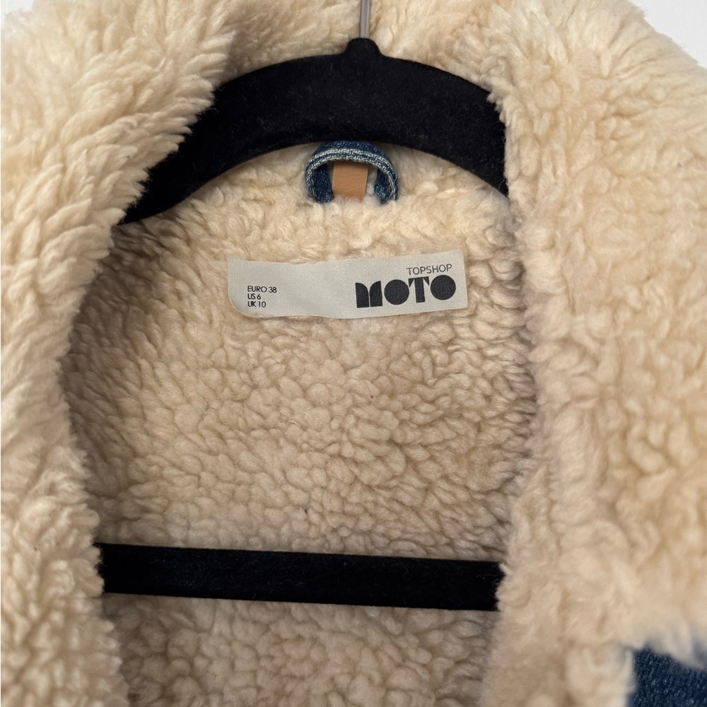 Topshop Sherpa Lined Denim Jacket - Picture 3 of 4